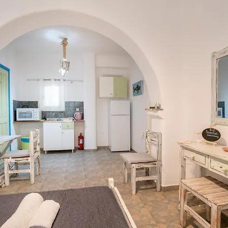 Retreats 3 Paros *